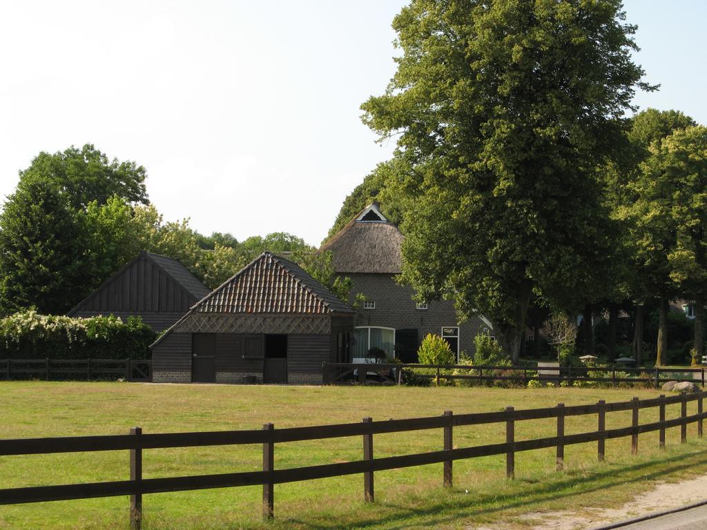 Hotel Restaurant De Meulenhoek Exloo Exterior photo